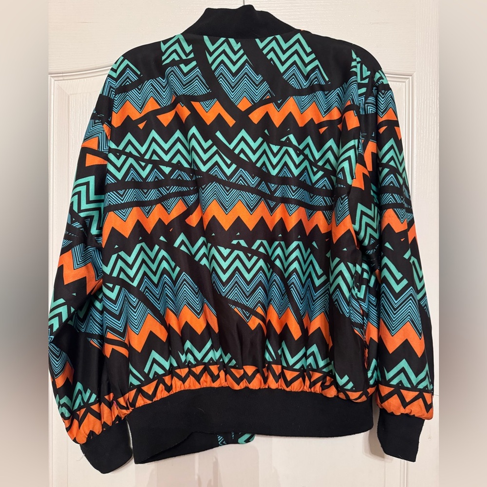 Colorful Chevron Patterned Jacket - image 2
